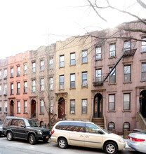 545 Henry St in Brooklyn, NY - Building Photo - Building Photo