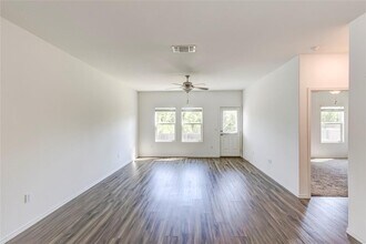 7420 Tonka Ln in Austin, TX - Building Photo - Building Photo