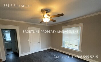 331 E 3rd St in Meridian, ID - Building Photo - Building Photo