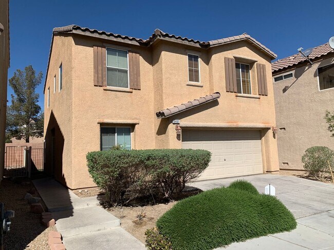 8461 Spencer Canyon St in Las Vegas, NV - Building Photo - Building Photo