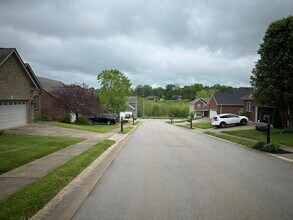 106 Wisteria Ln in Frankfort, KY - Building Photo - Building Photo