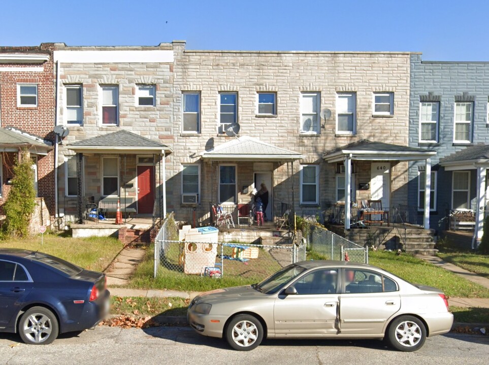 624-640 E Patapsco Ave in Baltimore, MD - Building Photo