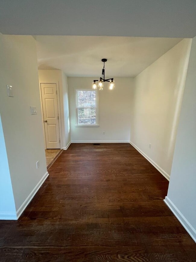 122 S Shenandoah Ave in Front Royal, VA - Building Photo - Building Photo