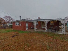 3534 W 11th St N in Wichita, KS - Building Photo - Building Photo