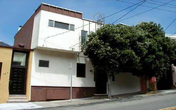 567 Corbett Ave in San Francisco, CA - Building Photo