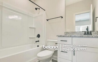 39 Hawthorne St SW in Concord, NC - Foto de edificio - Building Photo