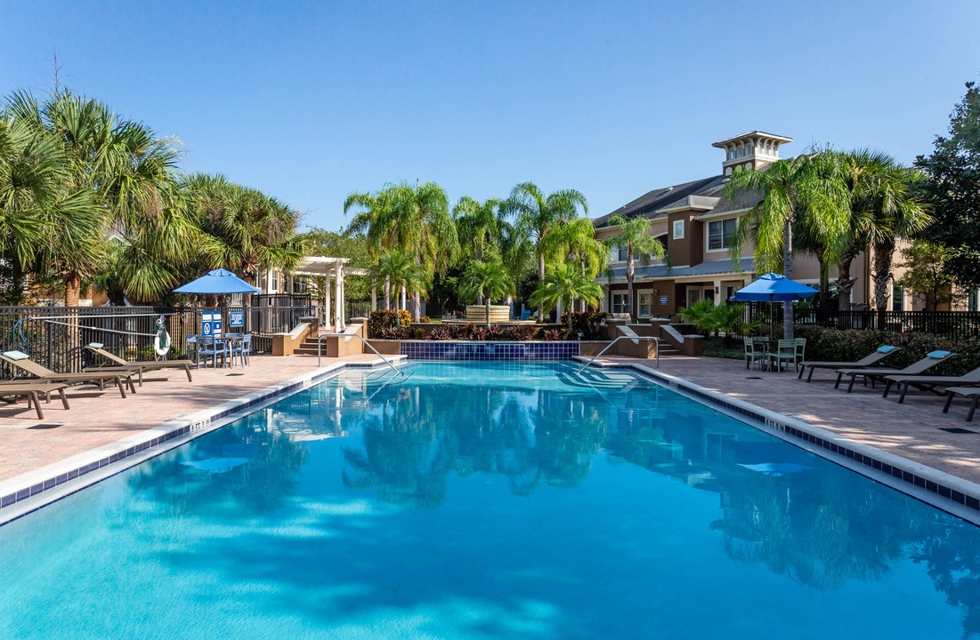 Ellery at Lake Sherwood in Orlando, FL - Foto de edificio