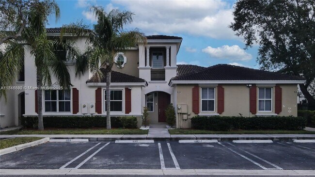 939 NE 42nd Terrace in Homestead, FL - Building Photo - Building Photo