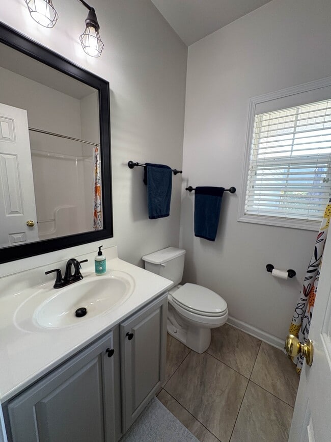 4717 Farm Lake Dr in Myrtle Beach, SC - Building Photo - Building Photo