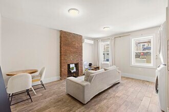 80 Bowers St in Jersey City, NJ - Building Photo - Building Photo
