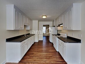 205 Green Park in Clayton, NC - Building Photo - Building Photo