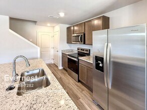 21421 Scuttle St in Athens, AL - Building Photo - Building Photo