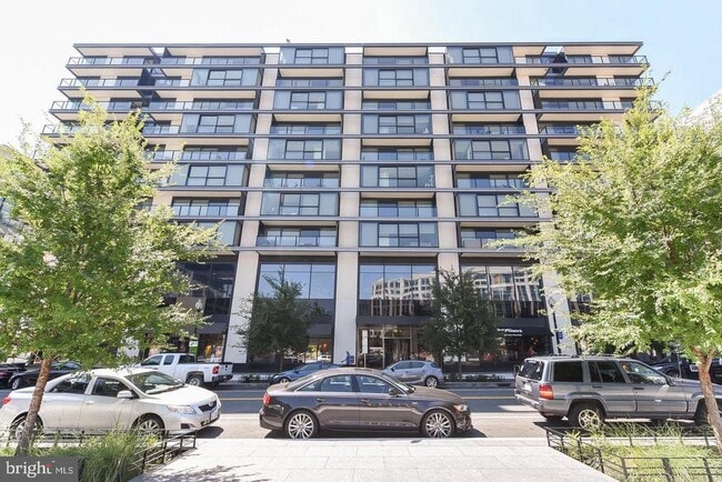 920 I St NW