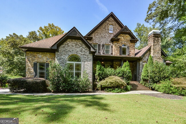 property at 2210 Spalding Dr
