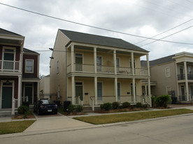 823 Josephine Dr Apartments