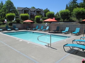 Bethany Meadows in Portland, OR - Building Photo