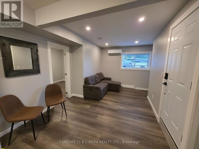 property at 82 Albert St N