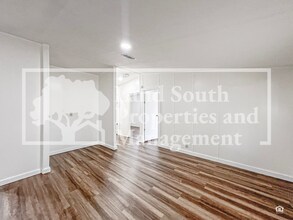 8916 Beverly Hills Rd in Lakeland, FL - Building Photo - Building Photo