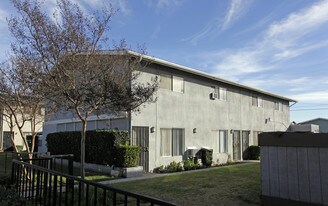 4781 Canoga St Apartments