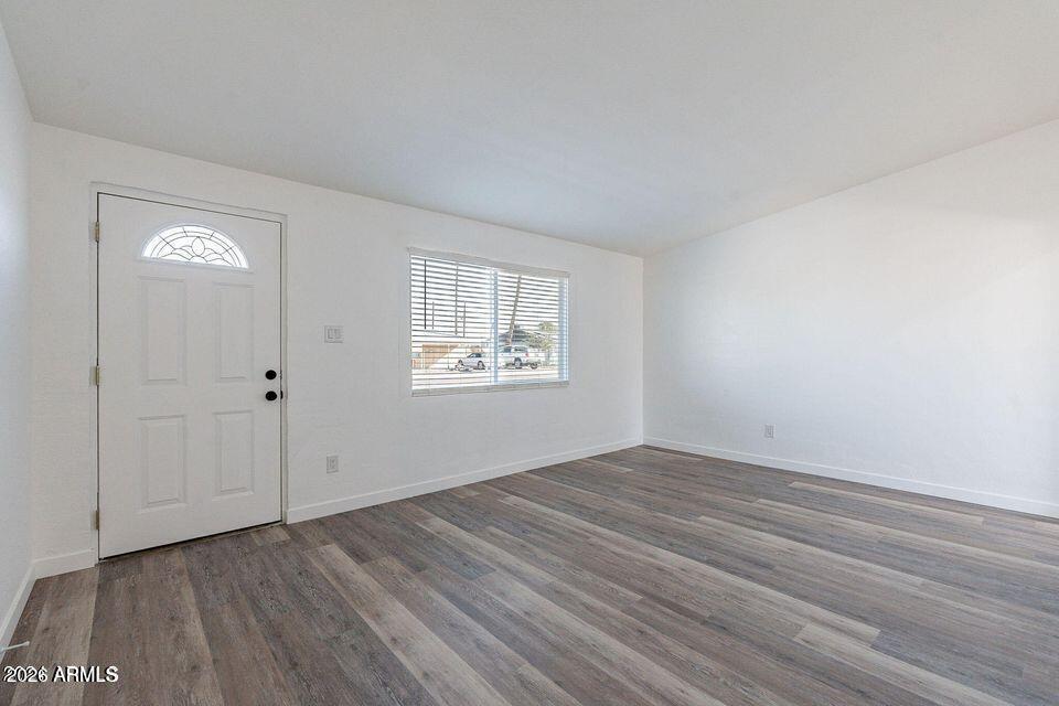 11107 W Iowa Ave in Youngtown, AZ - Building Photo