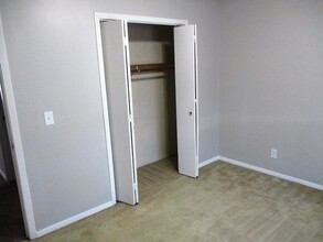 1506 Ensign Dr in Normal, IL - Building Photo - Building Photo