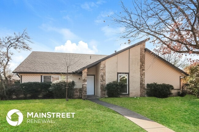 608 San Carlos Dr in Garland, TX - Foto de edificio - Building Photo