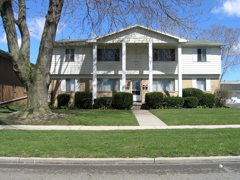 3004 Carskaddon Ave in Toledo, OH - Building Photo