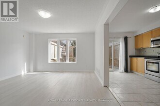 25 Cranston Ave in Ajax, ON - Building Photo - Building Photo