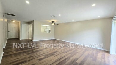 3311 Skyline Blvd in Cape Coral, FL - Building Photo - Building Photo