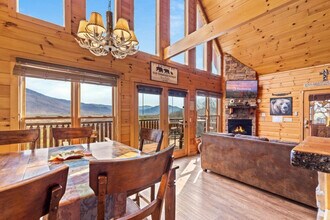3004 Wears Overlook Ln in Sevierville, TN - Building Photo - Building Photo