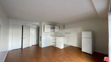 737 S Oxford Ave in Los Angeles, CA - Building Photo - Building Photo