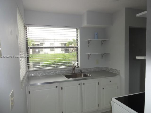 1190 Washington Cir in Homestead, FL - Building Photo - Building Photo
