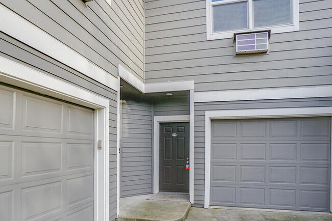 1718 SE Halyard Ln in Vancouver, WA - Building Photo - Building Photo
