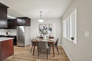 Chadron in Hawthorne, CA - Building Photo