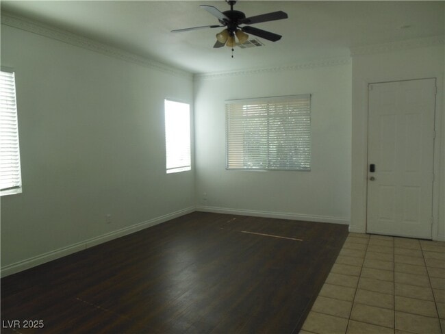 property at 2516 Chenault Cir