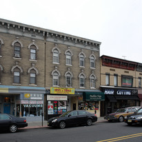 682 Broadway Apartments