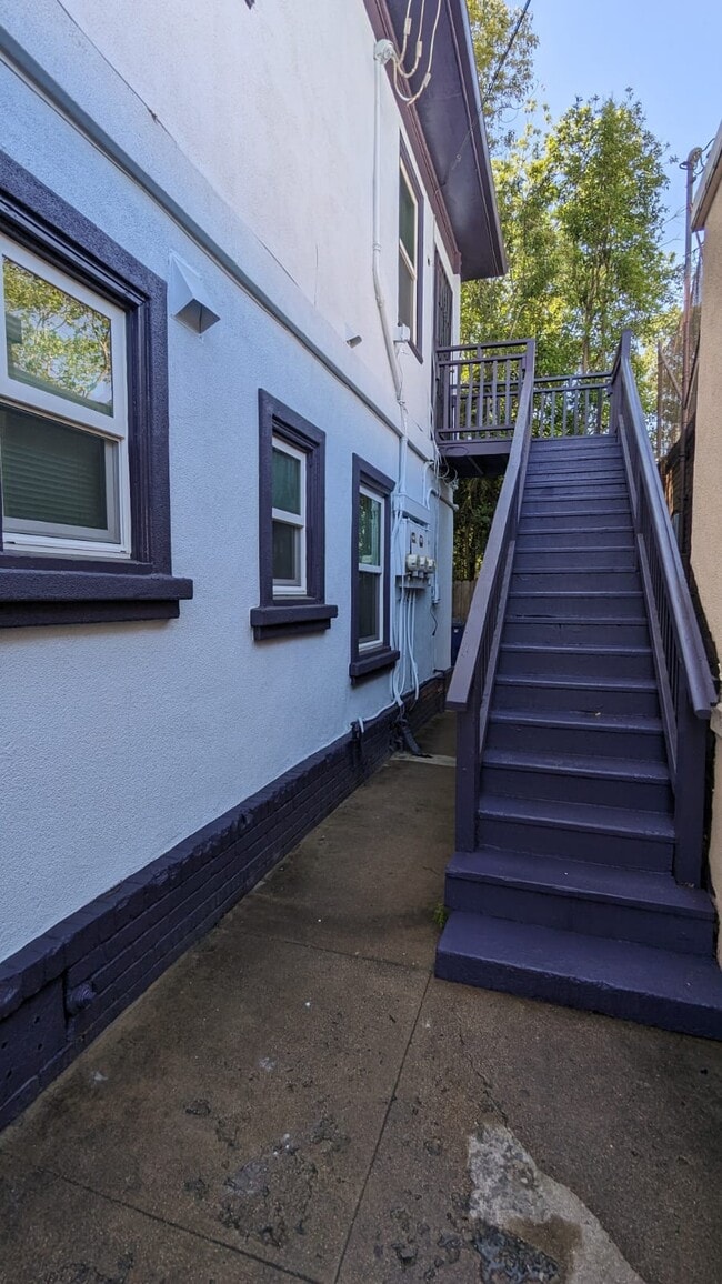 3314 6th Avenue, Unit 3314 2 DR- 1 BA in Sacramento, CA - Foto de edificio - Building Photo