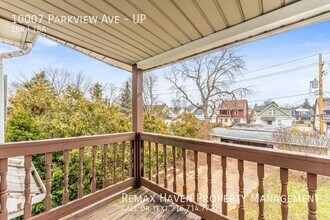 10007 Parkview Ave in Garfield Heights, OH - Foto de edificio - Building Photo