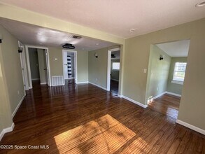 5737 Travis St, Unit 02-0365 in Mims, FL - Building Photo - Building Photo