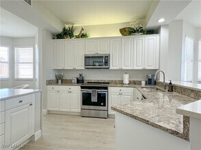 410 Flagship Dr in Naples, FL - Building Photo - Building Photo
