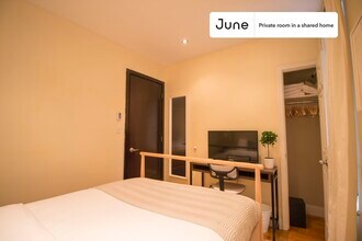 Private bedroom in 5 bed/2 bath Home in New York, NY - Building Photo - Building Photo