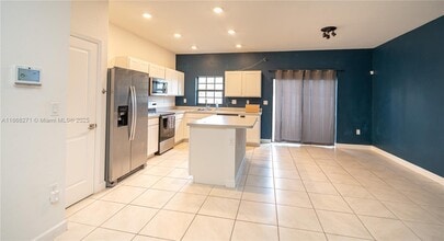 1141 SW 6th Ct in Florida City, FL - Building Photo - Building Photo