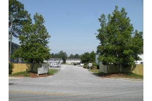 Colonial Park in Hinesville, GA - Building Photo - Other