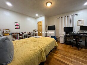 14 Logan St, Unit 1 in Boston, MA - Building Photo - Building Photo