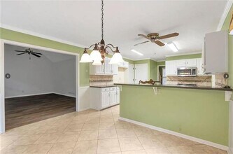 1880 Meadowchase Ct in Snellville, GA - Building Photo - Building Photo