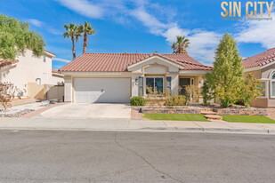 17 Mesquite Village Cir in Henderson, NV - Building Photo