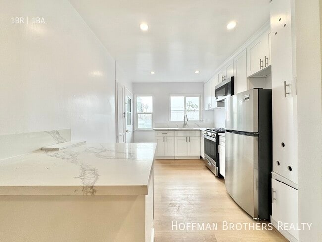 1518 Laurel Canyon Blvd in Los Angeles, CA - Building Photo - Building Photo