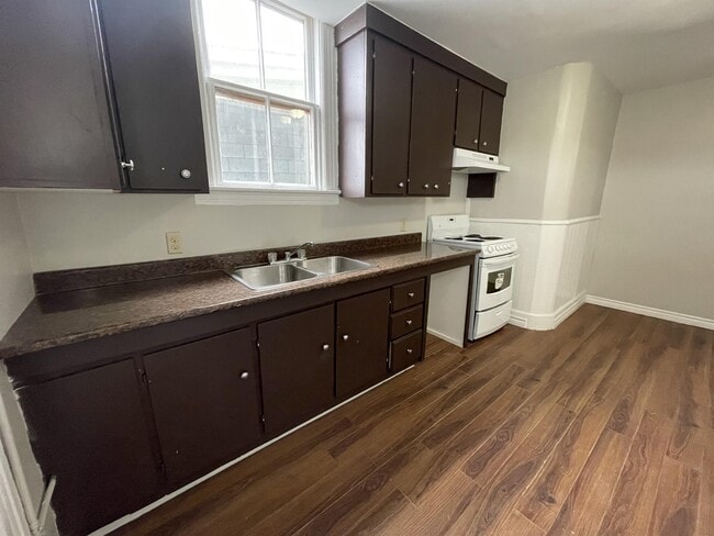 property at 317 King St W