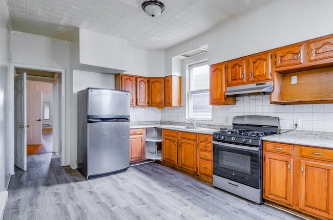 property at 256 CLINTON Ave