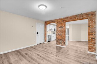 51 Russ St in Hartford, CT - Foto de edificio - Building Photo